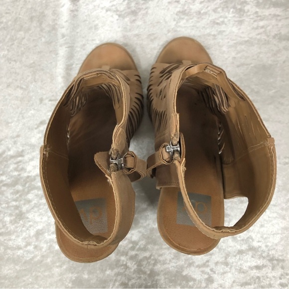 Dolce Vita Vegan Suede Open Toe Tan Booties size 10 - Picture 5 of 11